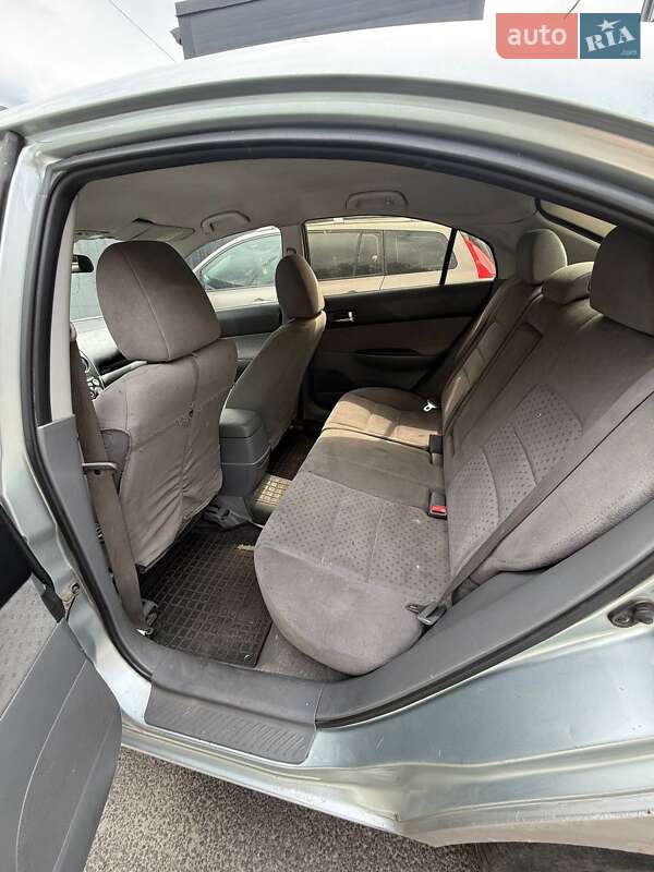 Лифтбек Mazda 6 2005 в Днепре