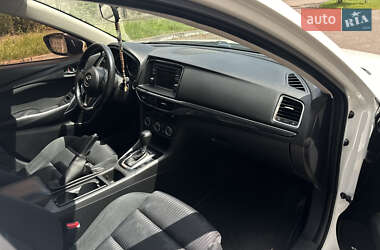 Седан Mazda 6 2014 в 