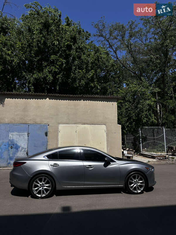 Седан Mazda 6 2013 в Киеве