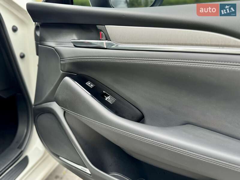 Седан Mazda 6 2018 в Киеве