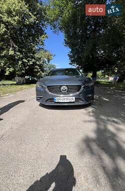 Седан Mazda 6 2015 в Звягеле