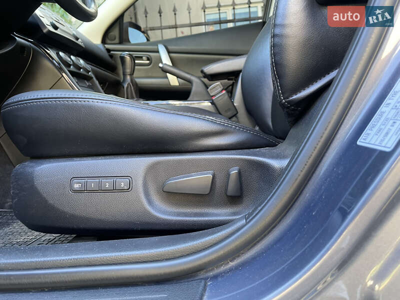 Лифтбек Mazda 6 2008 в Виноградове