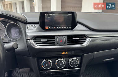 Седан Mazda 6 2015 в 