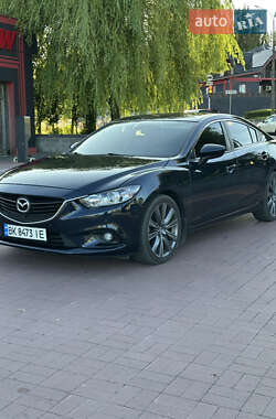 Седан Mazda 6 2014 в Рівному