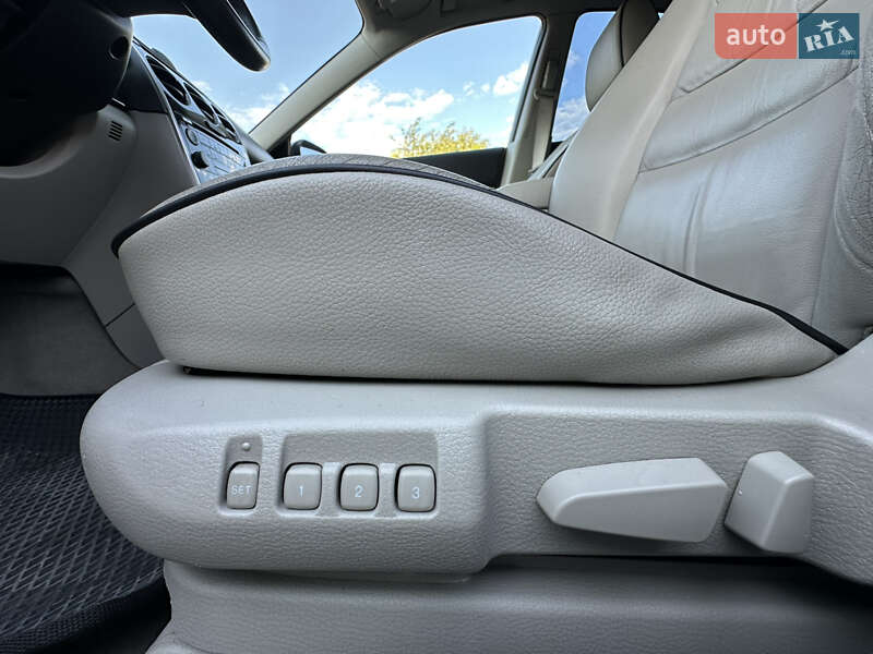 Седан Mazda 6 2007 в Чернигове