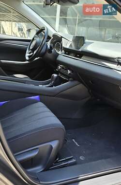 Седан Mazda 6 2022 в 