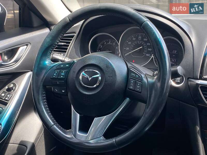 Седан Mazda 6 2014 в Киеве