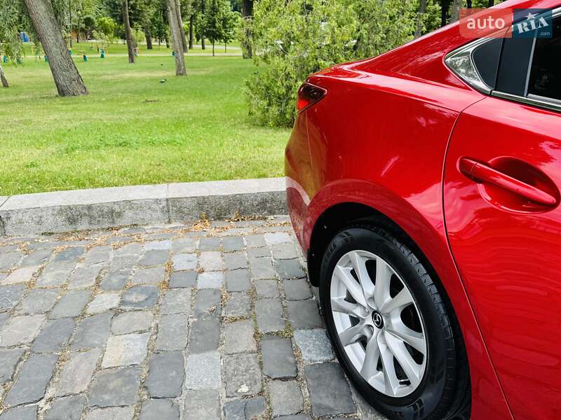 Седан Mazda 6 2017 в Киеве