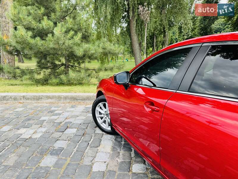 Седан Mazda 6 2017 в Киеве