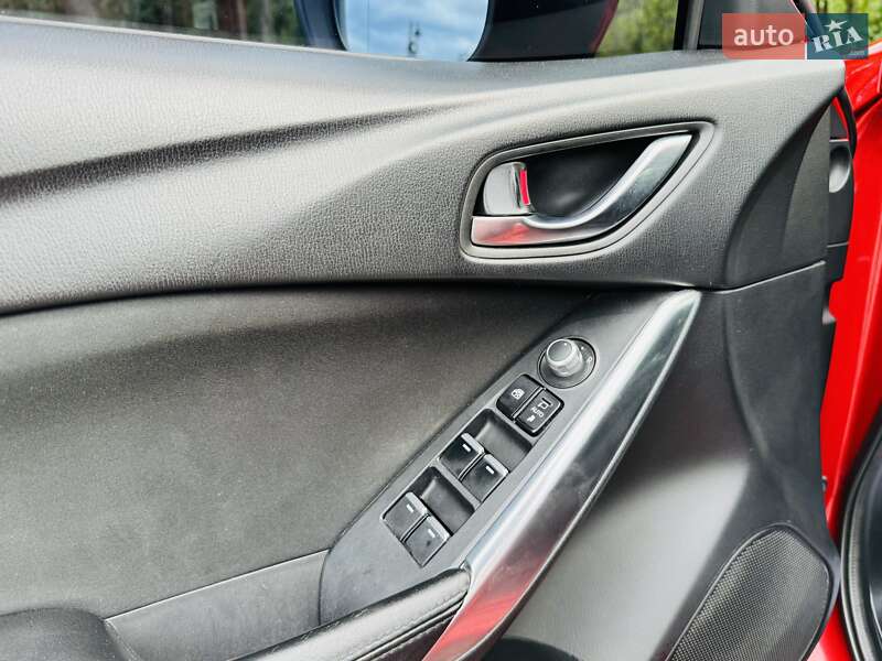 Седан Mazda 6 2017 в Киеве