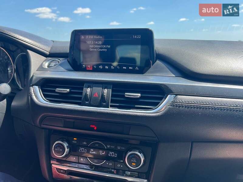 Седан Mazda 6 2017 в Днепре