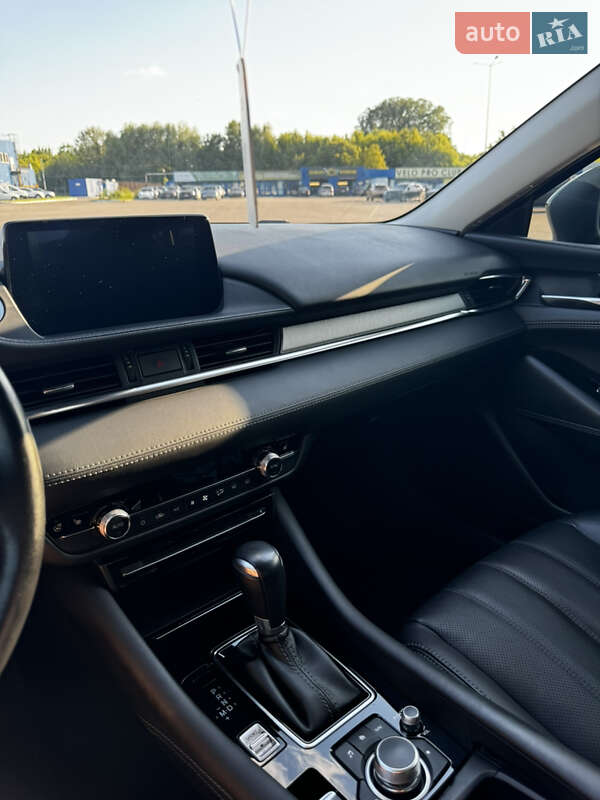 Седан Mazda 6 2018 в Киеве