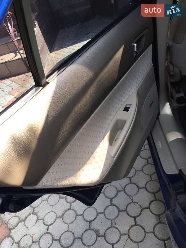 Седан Mazda 6 2005 в Кривом Роге