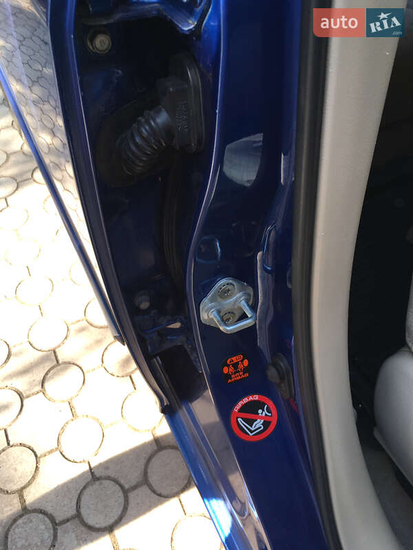 Седан Mazda 6 2005 в Кривом Роге