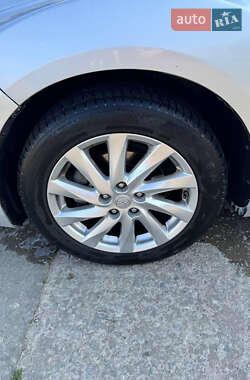 Седан Mazda 6 2011 в 