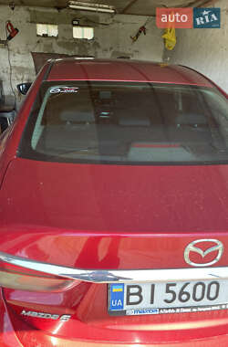 Седан Mazda 6 2015 в 