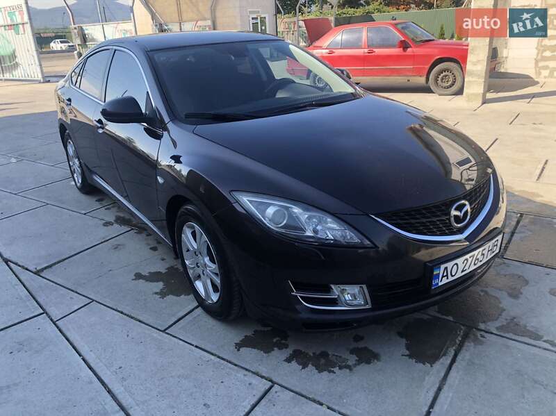 Седан Mazda 6 2009 в Хусте