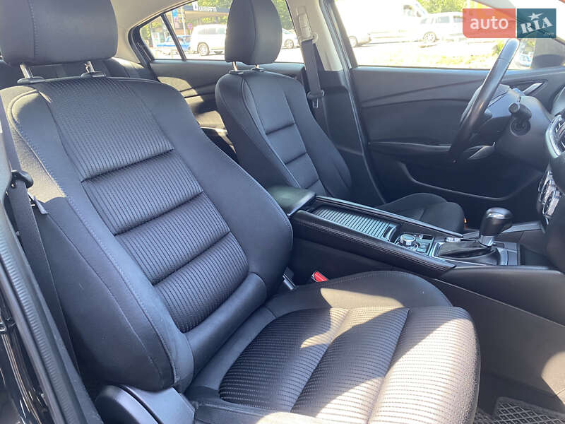 Седан Mazda 6 2015 в Полтаве