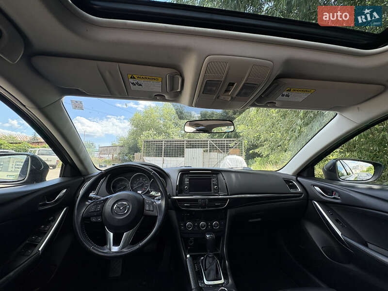 Седан Mazda 6 2014 в Львові
