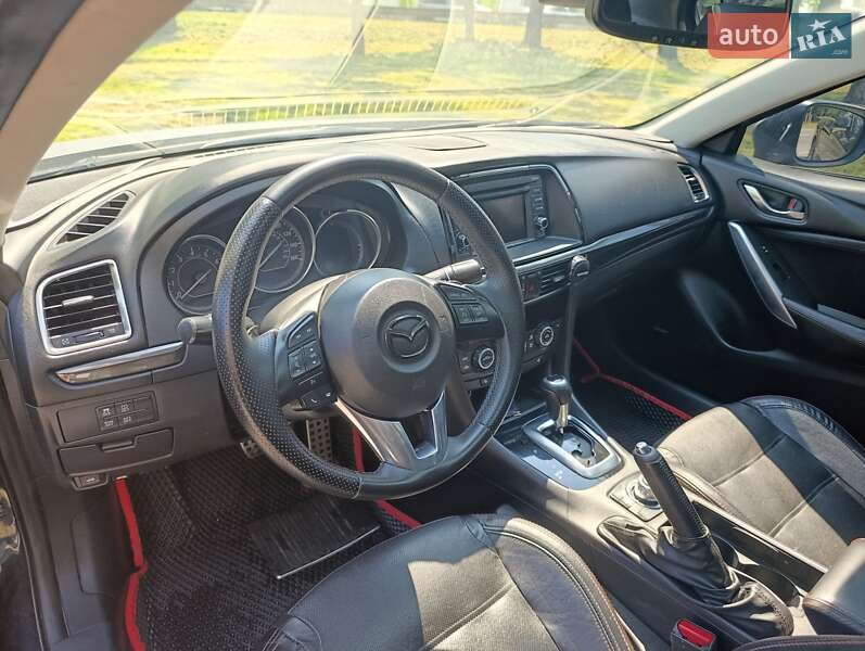 Седан Mazda 6 2013 в Киеве