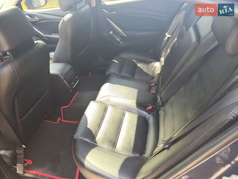 Седан Mazda 6 2013 в Киеве