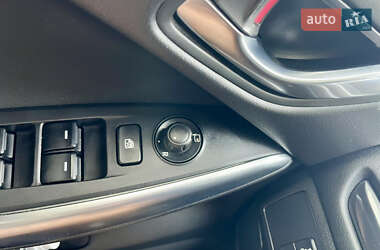 Седан Mazda 6 2012 в 