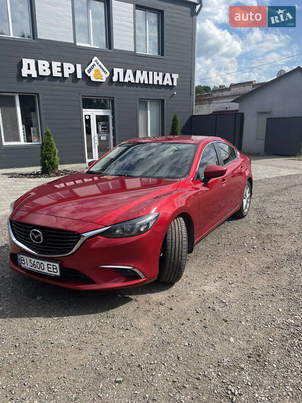 Седан Mazda 6 2015 в Хороле