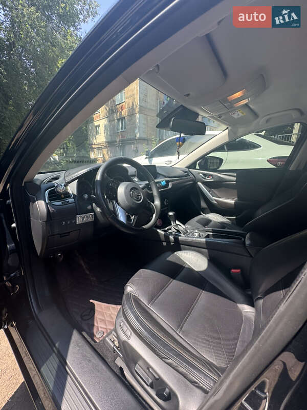 Седан Mazda 6 2015 в Дніпрі