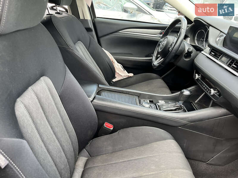 Седан Mazda 6 2018 в Львове
