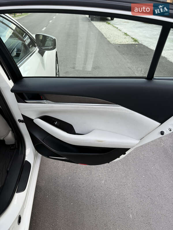 Седан Mazda 6 2021 в Киеве