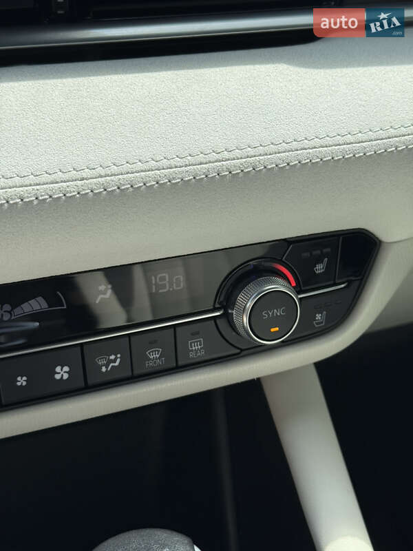 Седан Mazda 6 2021 в Киеве