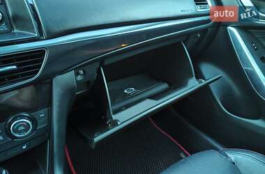 Седан Mazda 6 2013 в Ровно
