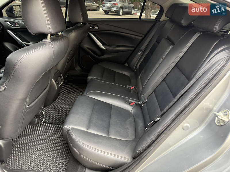 Седан Mazda 6 2013 в Николаеве