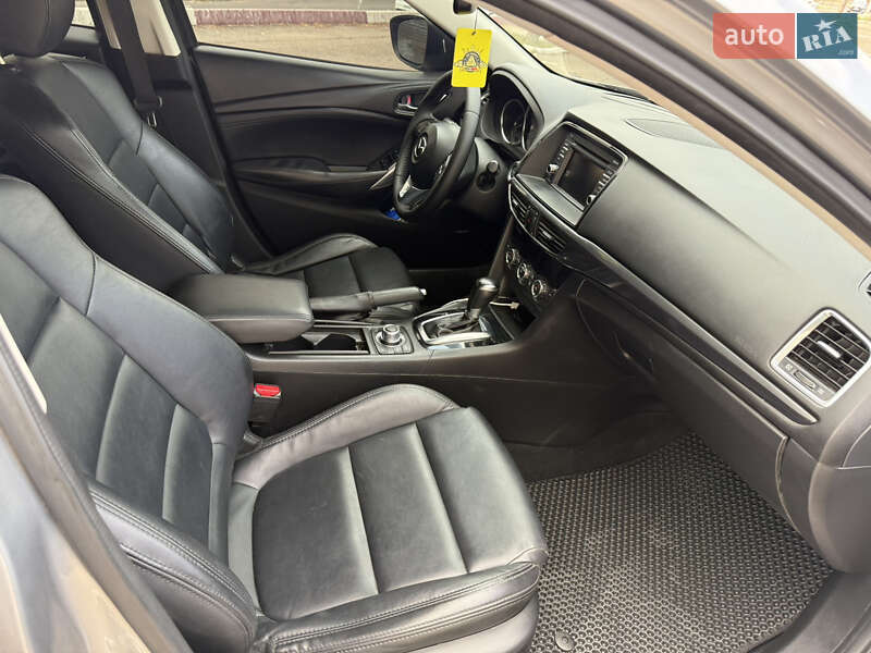 Седан Mazda 6 2013 в Николаеве