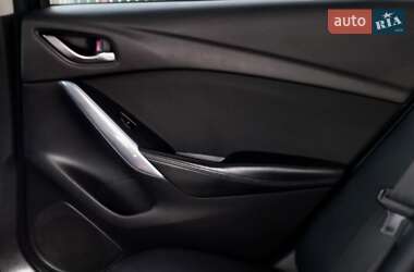 Седан Mazda 6 2013 в 