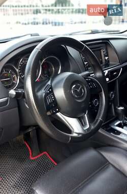 Седан Mazda 6 2013 в 