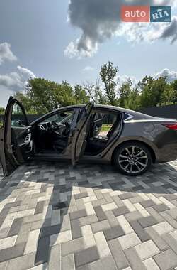 Седан Mazda 6 2016 в 