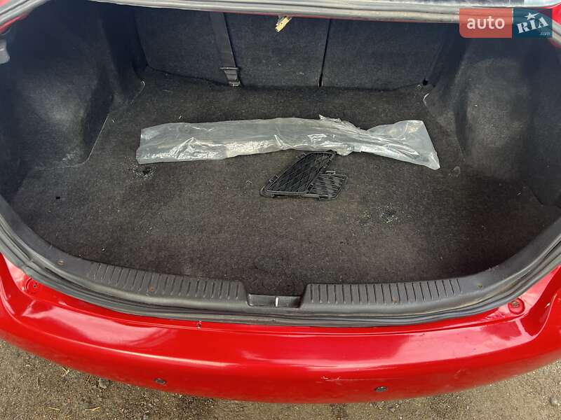 Седан Mazda 6 2004 в Одессе
