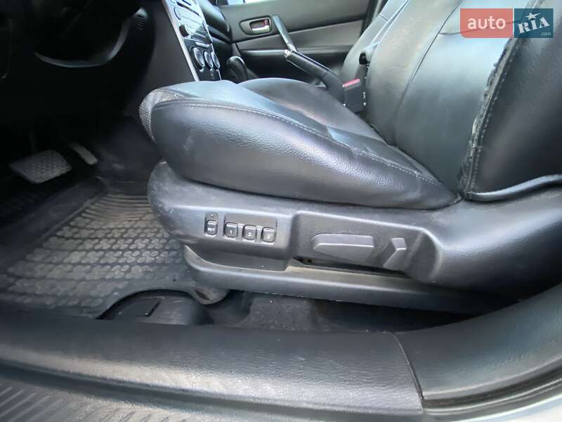 Лифтбек Mazda 6 2006 в Виннице