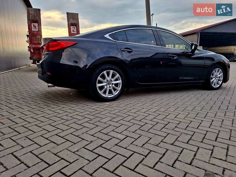Седан Mazda 6 2014 в Мукачево