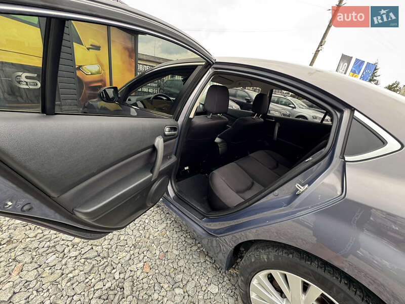 Седан Mazda 6 2008 в Стрые