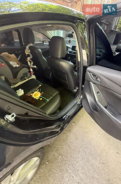 Седан Mazda 6 2016 в 