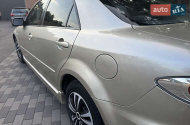 Седан Mazda 6 2004 в 