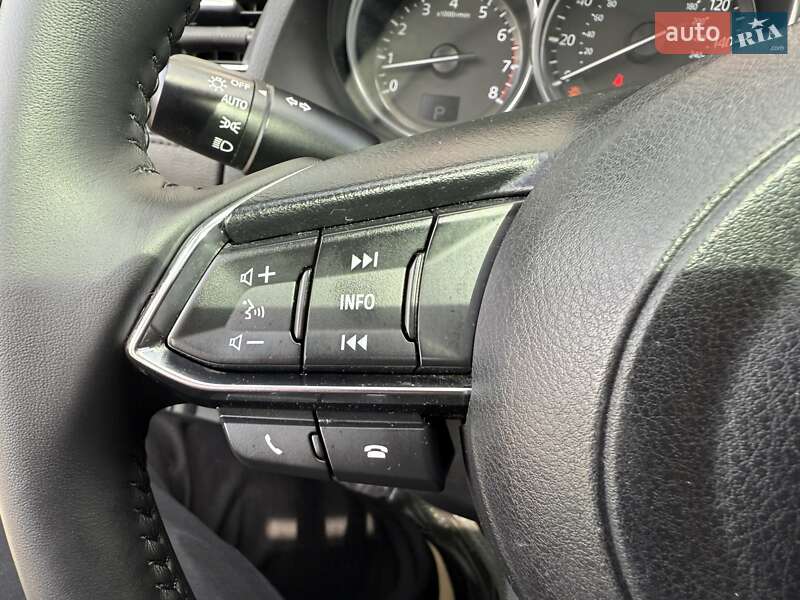 Седан Mazda 6 2017 в Львове