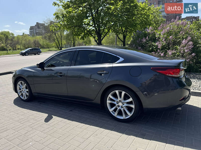 Седан Mazda 6 2013 в Днепре