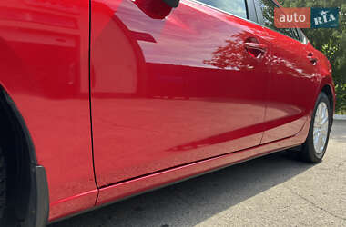 Седан Mazda 6 2016 в 