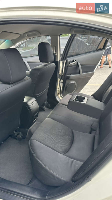 Седан Mazda 6 2008 в Днепре