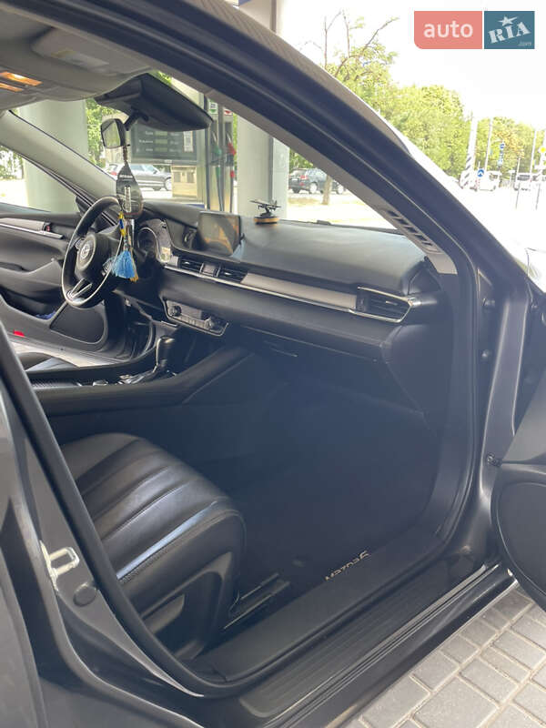 Седан Mazda 6 2018 в Николаеве