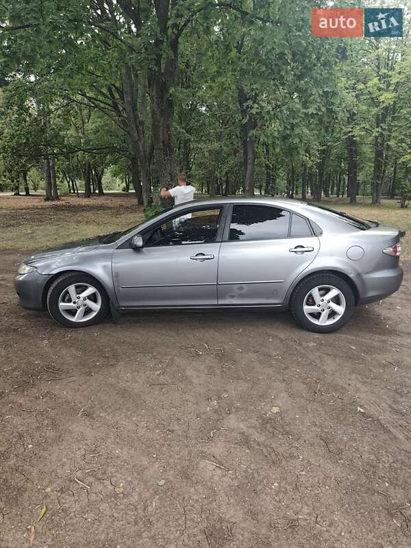 Седан Mazda 6 2004 в Чугуеве