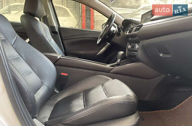 Седан Mazda 6 2015 в 